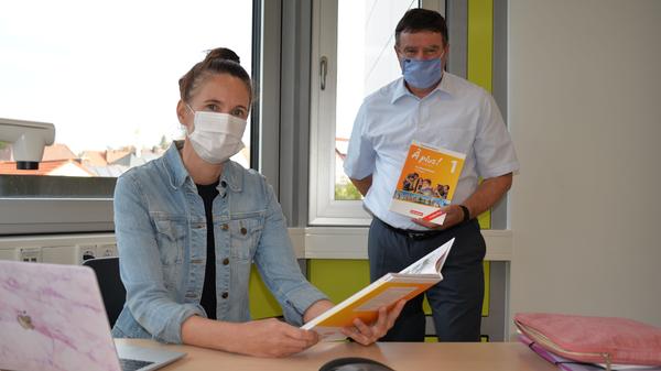 20_09_18 Elternbeirat stiftet zwei Freisprechgeräte Foto - Franka Struve-Waasner (3).jpg