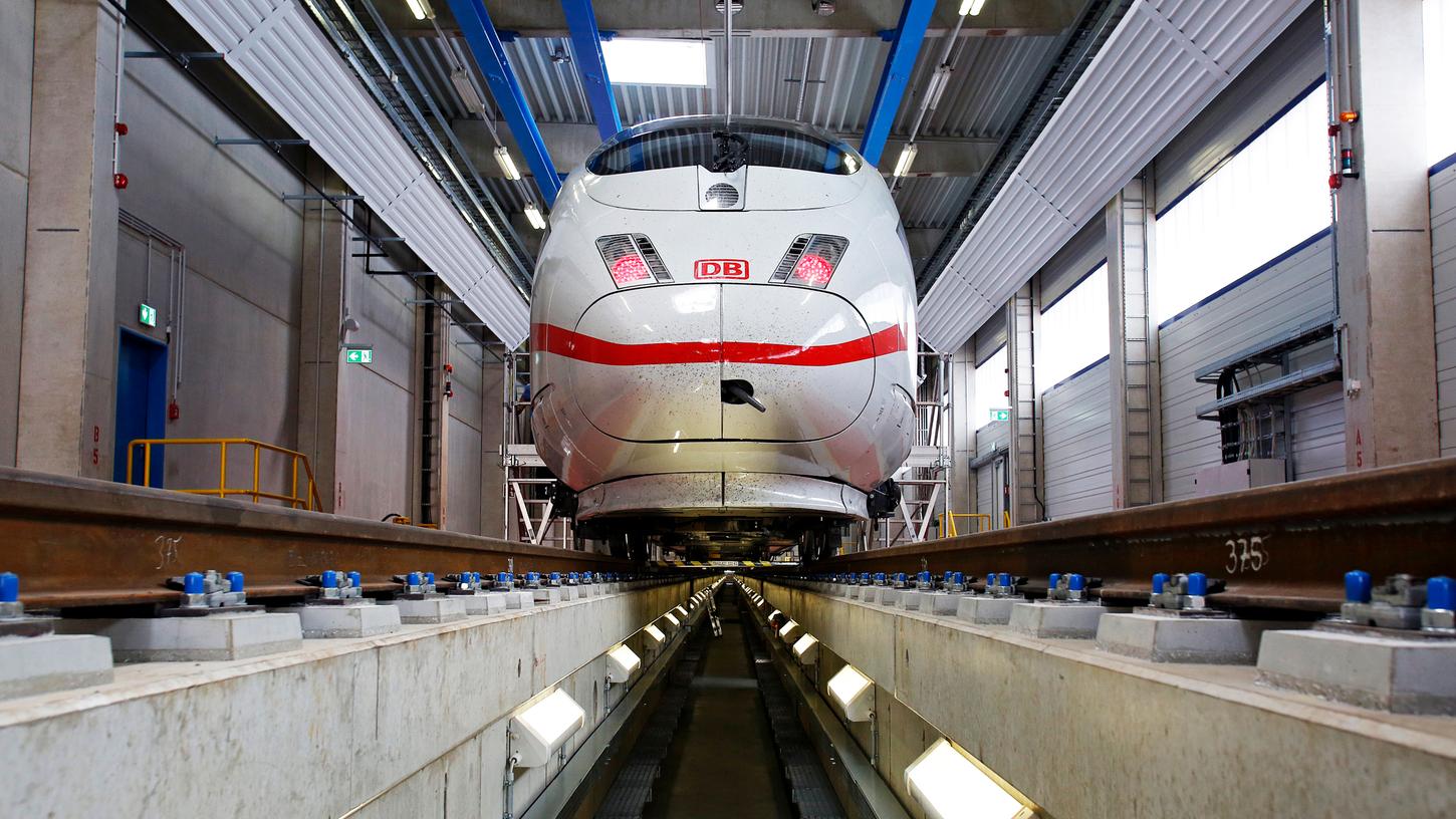 Die Deutsche Bahn plant ein ICE-Ausbesserungswerk - im Gespräch ist dabei auch ein Gebiet im Nürnberger Reichswald.