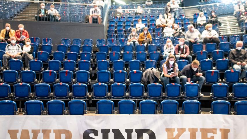 30:36 beim THW Kiel: Die Bilder zum Saisonauftakt des HC Erlangen