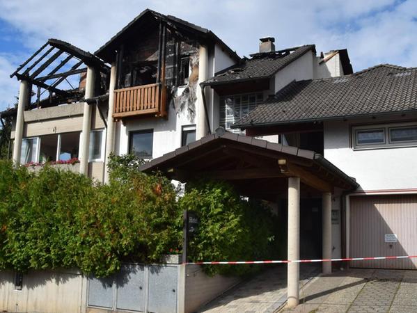 Altes Hotel in Flammen: Brandbeschleuniger gefunden?