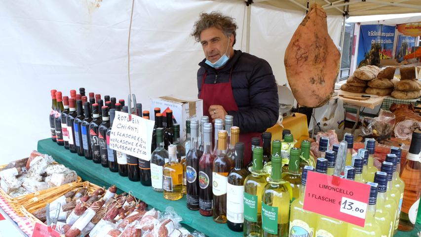 Italienischer Markt in der Klostergasse