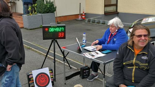 Nach dem Start in Neunkirchen waren die Oldtimer auf verschiedenen Etappen und Prüfungen in Stöckach, Igensdorf, Kasberg, Pretzfeld, Forchheim, Heroldsbach, Hetzles, Großenbuch und Kleinsendelbach zu sehen.