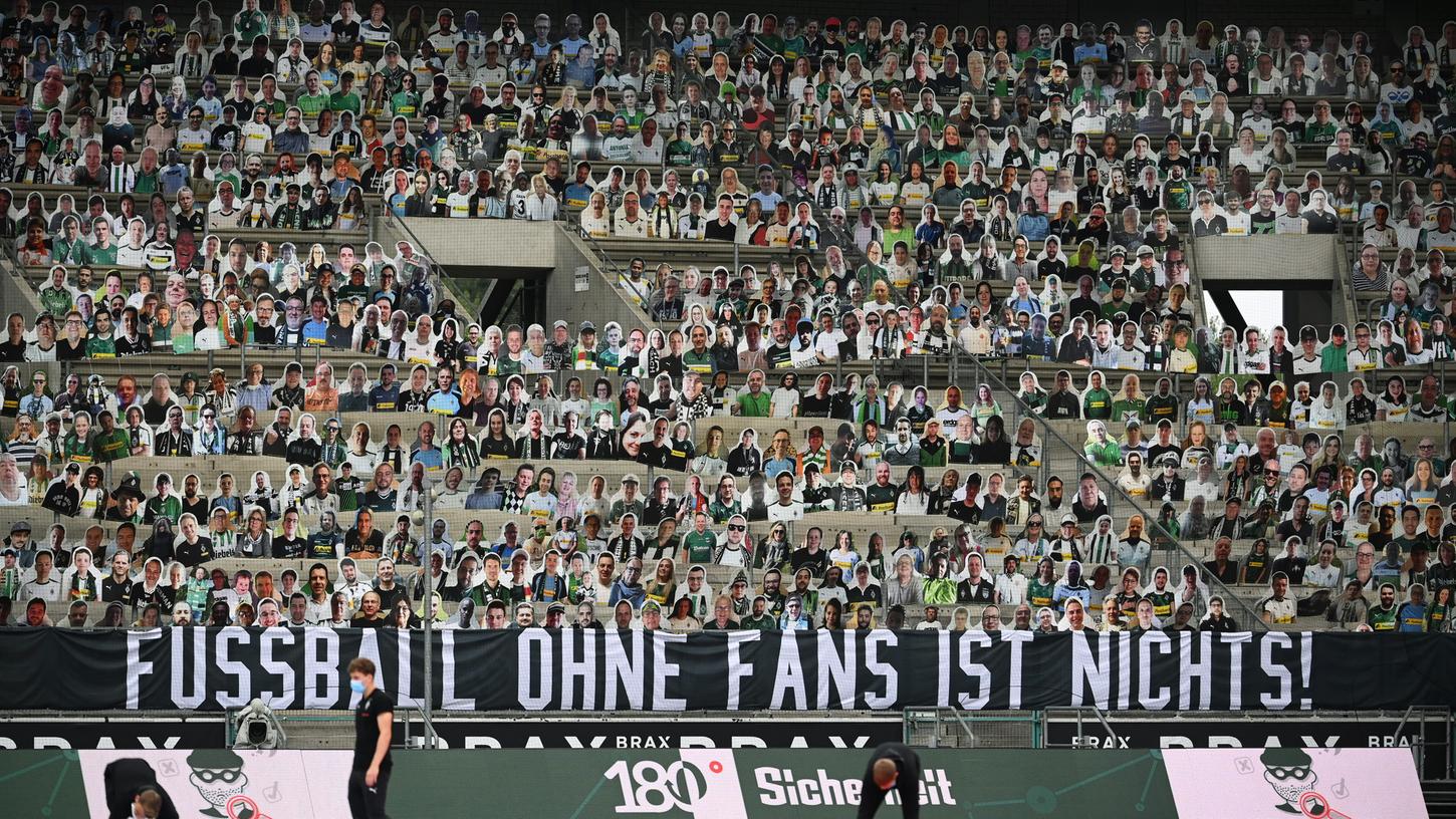 In manchen Stadien waren Fans erlaubt, in anderen wiederum nicht - Bayern-Boss Karl-Heinz Rummenigge fordert nun eine einheitliche Lösung.
