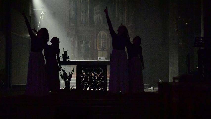 Mit Tanz und Pantomime, Musik und Gesang, Kabarett und Gebet: Die ökumenische Nacht der offenen Kirchen gab es mit einer Fülle an Beiträgen in der Corona-Sonderausgabe nur im Münster St. Johannes.