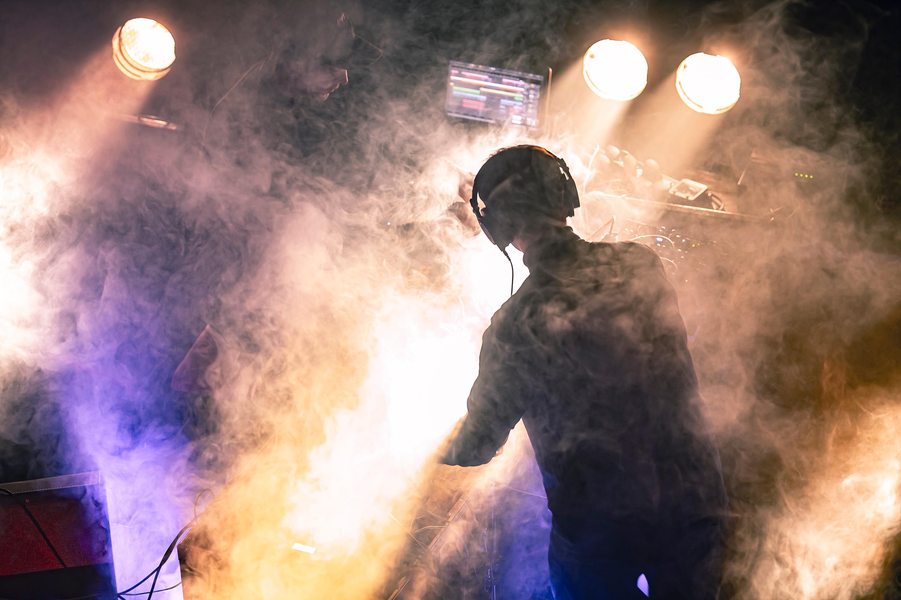 <p>Elektronische Live-Musik der Extra-Klasse: Skull Sized Kingdom ist einzigartig und vielschichtig. Einflüsse diverser Musikrichtungen machen die Musik des Kollektivs einzigartig. </p>
