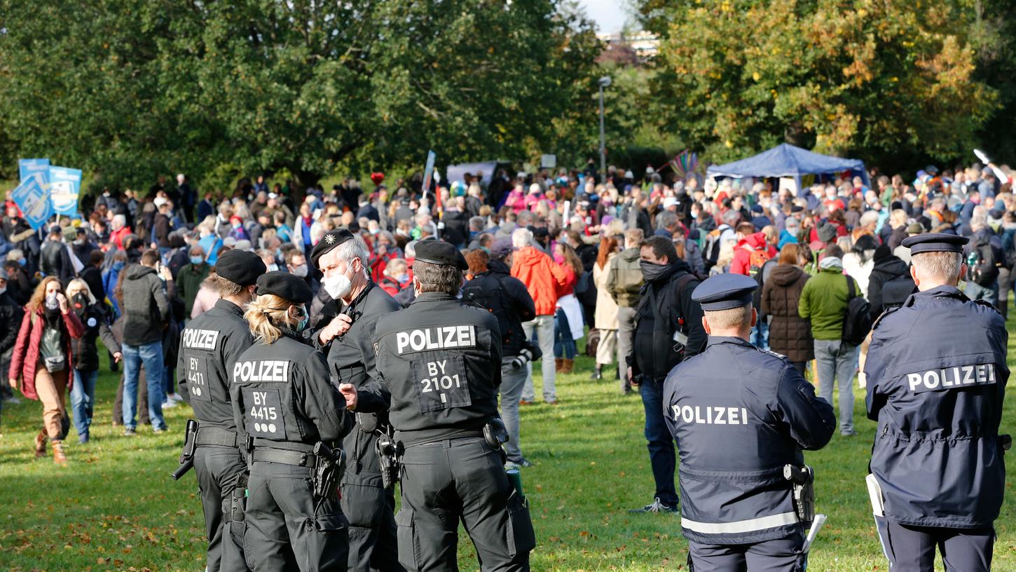 Schon mehrfach demonstrierten Querdenker in Nürnberg, wie hier im Oktober. Schon mehrfach demonstrierten Querdenker in Nürnberg, wie hier im Oktober.