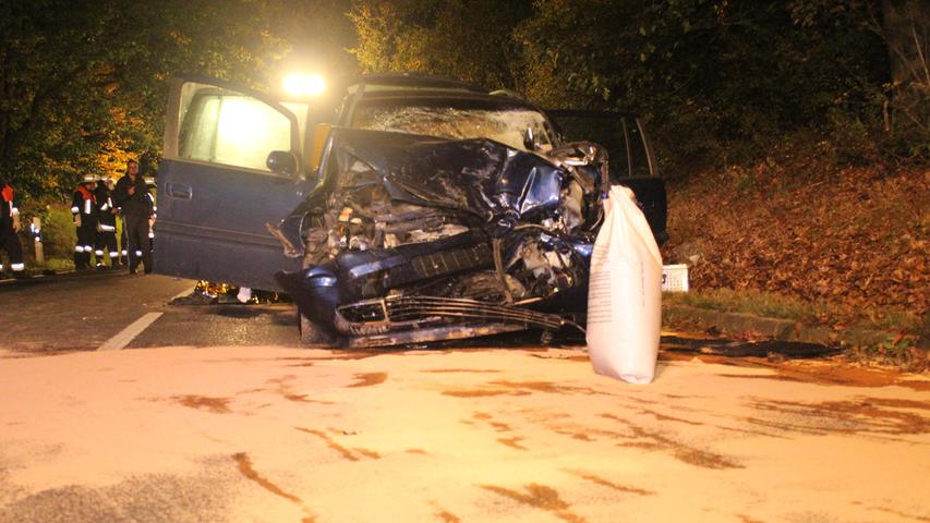 Schwerer Verkehrsunfall im Landkreis Bayreuth: Drei Schwerverletzte