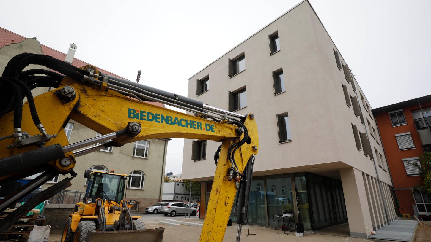 Gemeinde in Nürnberg baut Sozialwohnungen über Pfarrsaal