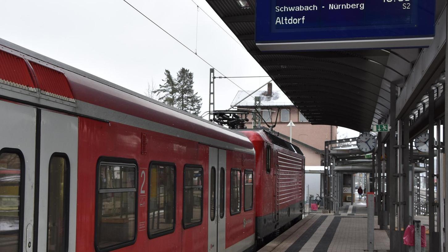 Der Arbeitskreis drängt bei S-Bahn auf schnelles Handeln