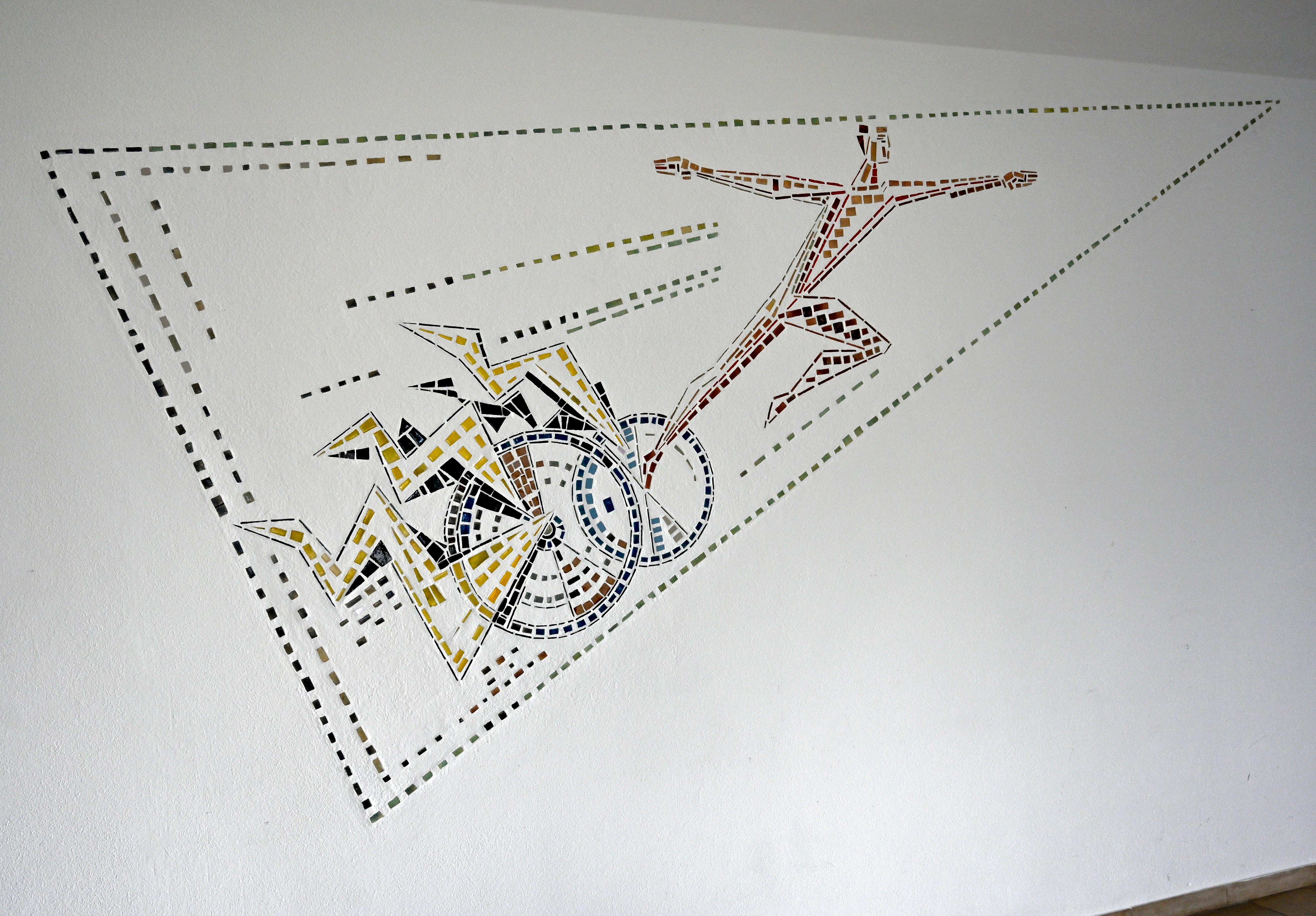 Siemens bereitet den Abschied vor von einem Büro- und Verwaltungsgebäude, das auch ein Wahrzeichen der Stadt ist. Ende 2020 übergibt Siemens den Gebäudekomplex an den Freistaat. Dort soll die Universität einziehen.