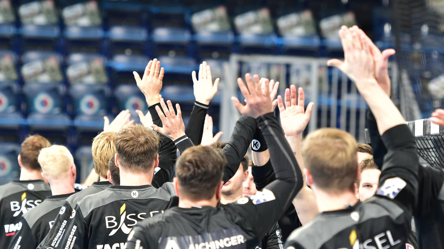 Vor leeren Rängen müssen die Erlanger Handballer am Sonntag antreten. Vor leeren Rängen müssen die Erlanger Handballer am Sonntag antreten.