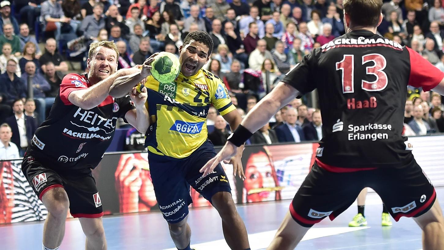 Petter Overby (links) und der HC Erlangen wollen auch diesmal den Favoriten stoppen. Petter Overby (links) und der HC Erlangen wollen auch diesmal den Favoriten stoppen.