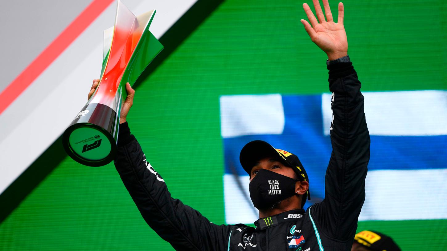 Lewis Hamilton beweit in Frankreich erneut sein Ausnahmetalent und überholt Michael Schumacher.