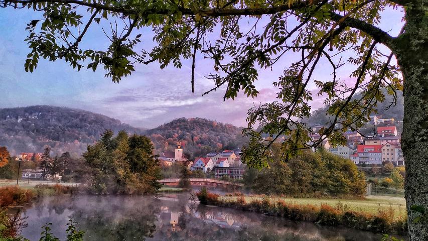 Guten Morgen: Traumhafter Sonnenaufgang in der Fränkischen Schweiz