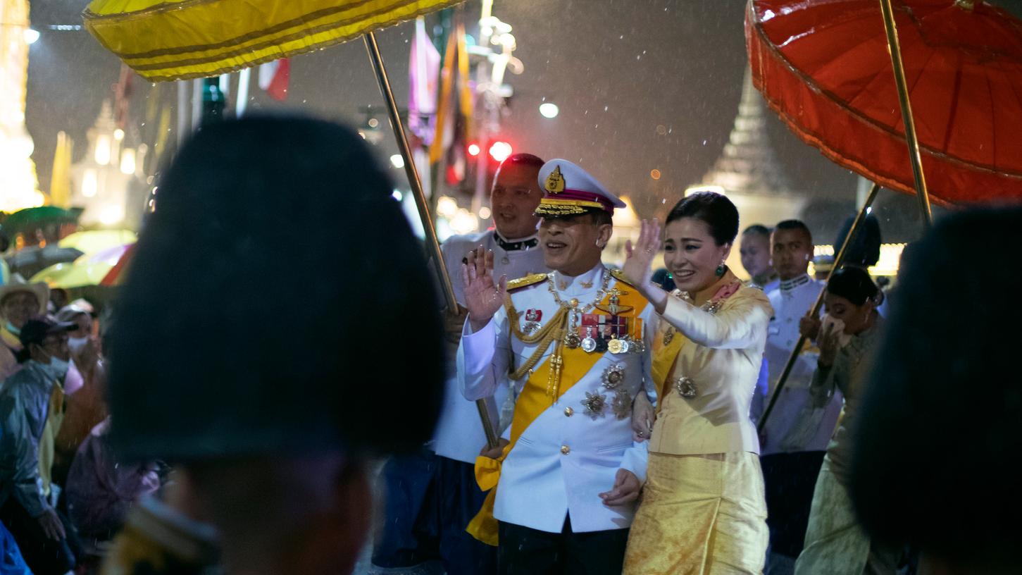 Der thailändische König Maha Vajiralongkorn hält sich viele Monate im Jahr in Deutschland auf.