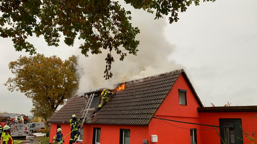 Flammen in Einfamilienhaus in Herrieden