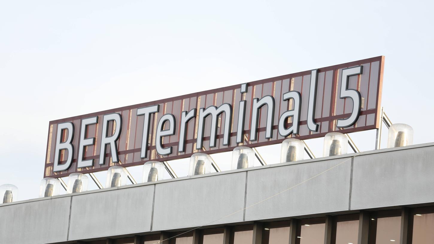 Am 31. Oktober soll am neuen Berliner Flughafen der Normalbetrieb beginnen.
