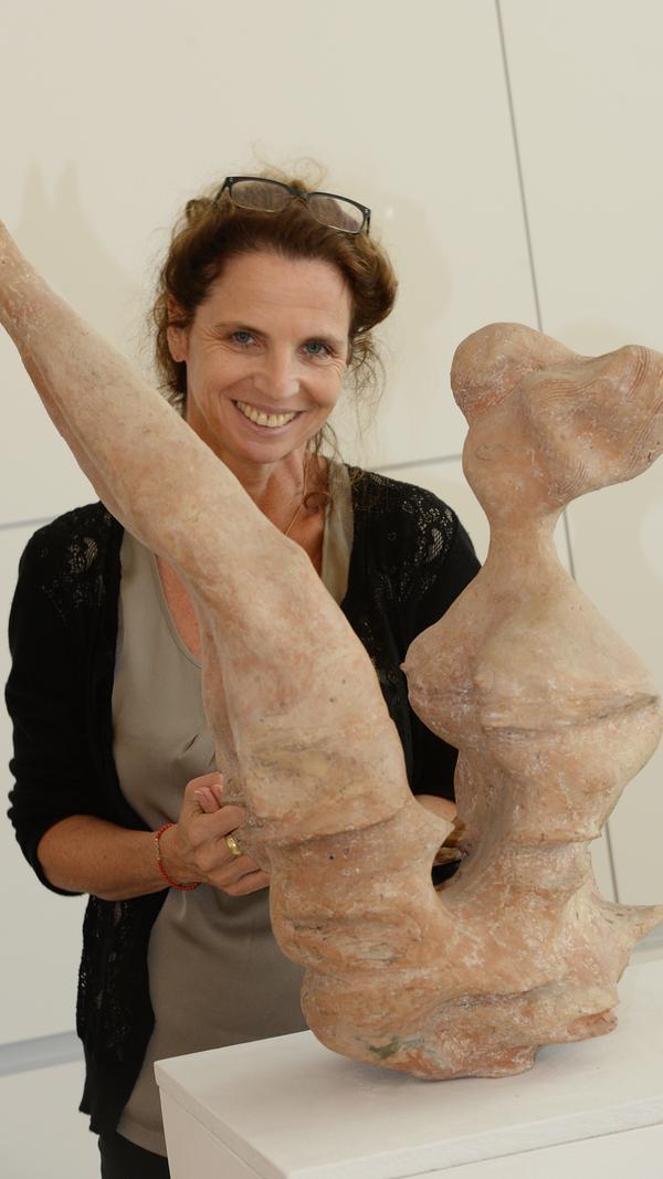 Pia Dornacher, Leiterin des Museums Lothar Fischer in Neumarkt: Ich bedauere das sehr. Nürnberg hätte es verdient. Auch für uns in der Metropolregion wäre das ganz, ganz wichtig gewesen. Und sehr aufregend. Es hätte die Region gestärkt und die Kultur, die durch Corona so in Mitleidenschaft gezogen worden ist. Natürlich gratuliere ich auch Chemnitz zum Titel."