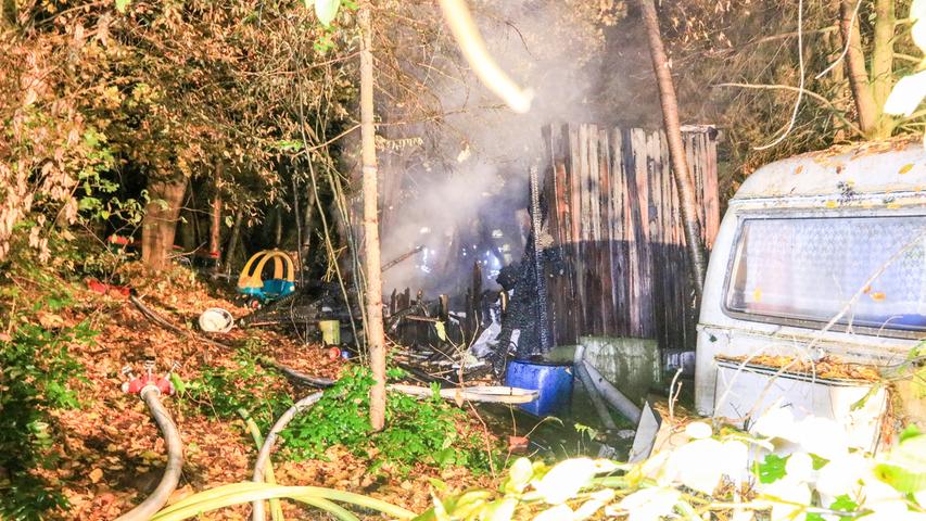 Feuer in Gartenhütte im Kreis Bamberg: Eine verletzte Person