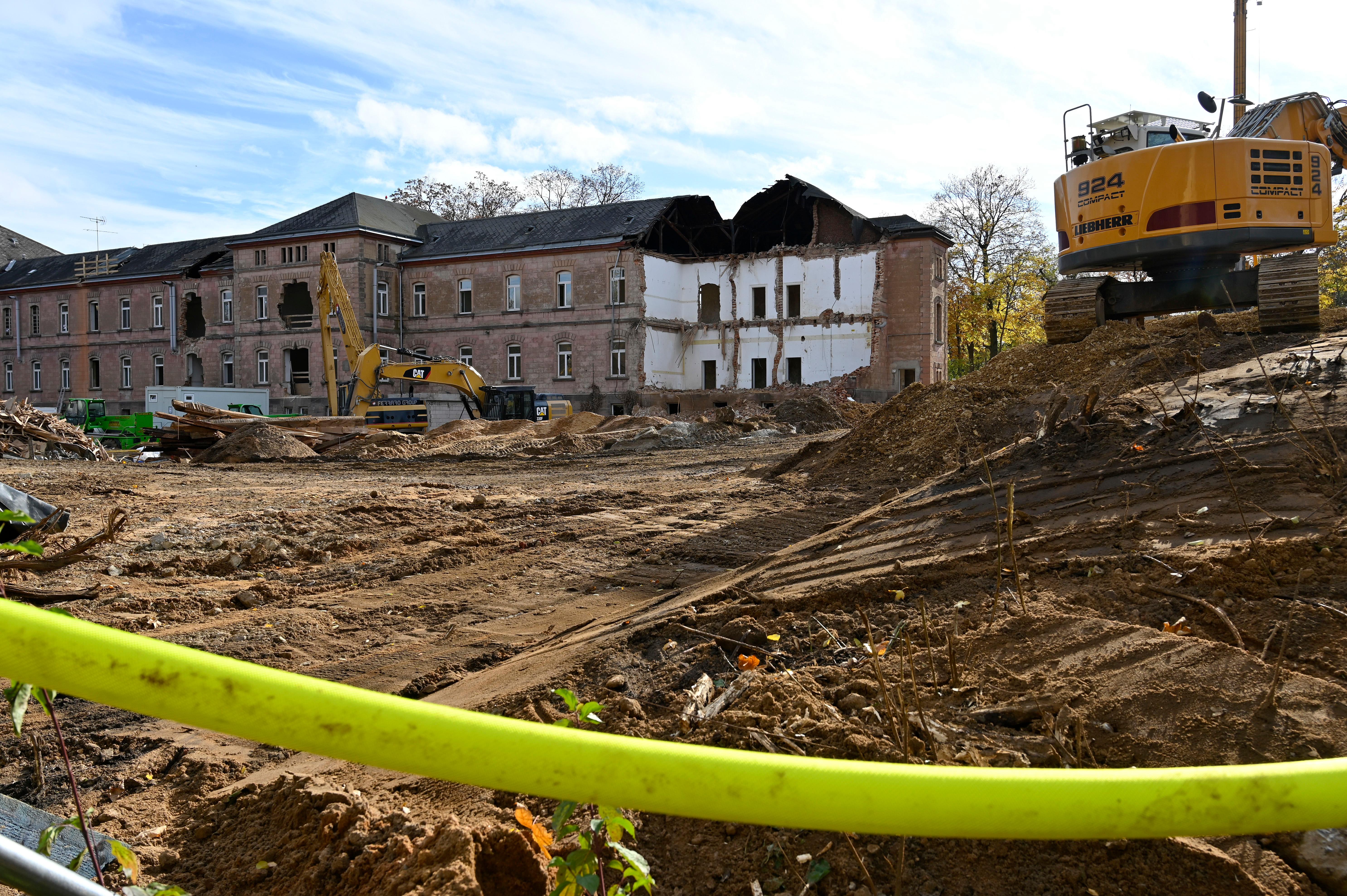 Hupfla: Abriß schreitet voran