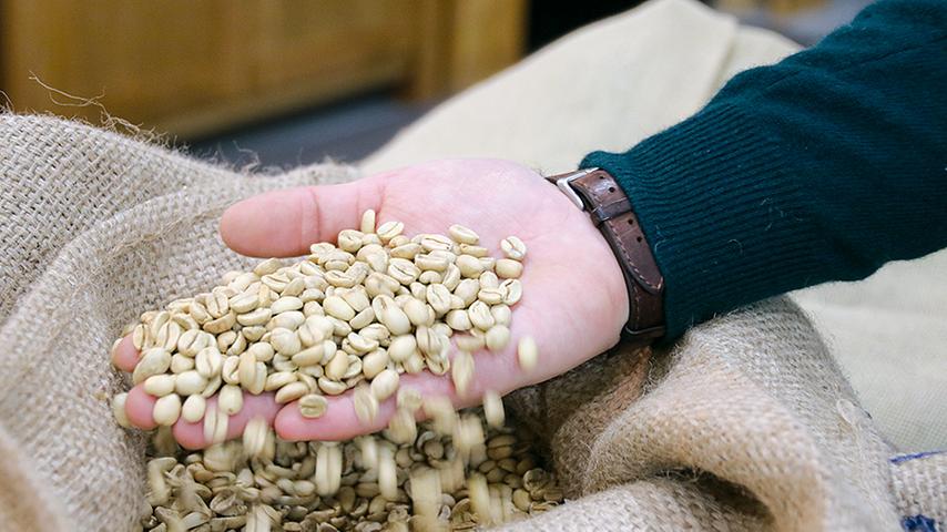 In Röttenbach arbeiten Vater und Sohn am perfekten Kaffee In Röttenbach arbeiten Vater und Sohn am perfekten Kaffee