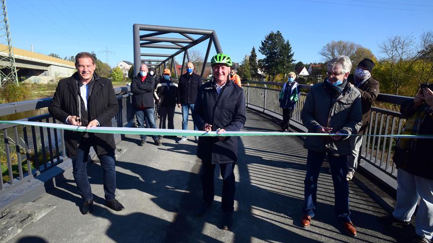 Die heiß ersehnte Regnitz-Brücke ist offen: Jetzt muss Fürth nur noch einen Namen finden