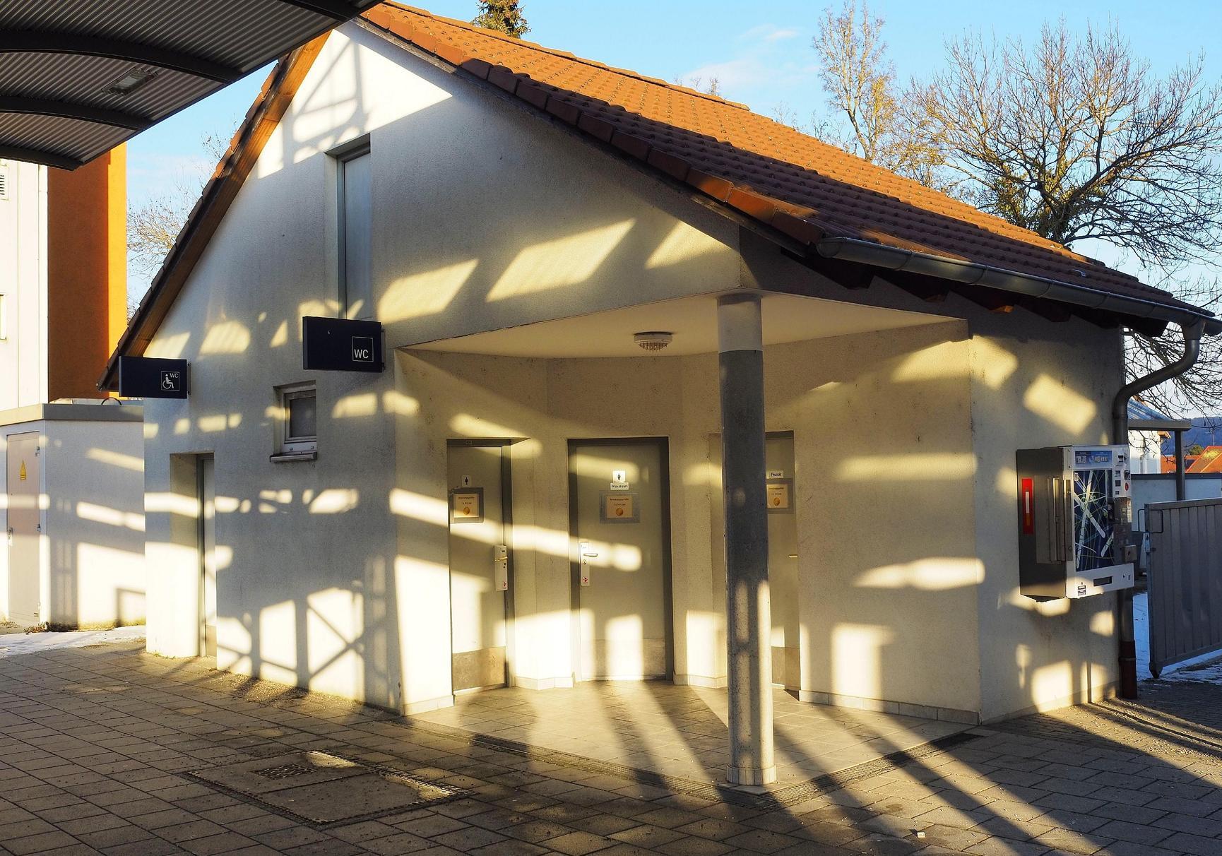 Toilette Bahnhof Treuchtlingen