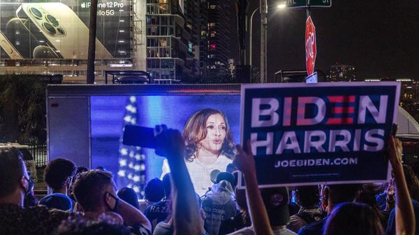 Am 20. Januar 2021 wird Joe Biden in das Amt des US-Präsidenten eingeführt, Harris wird dann offiziell neue US-Vizepräsidentin.