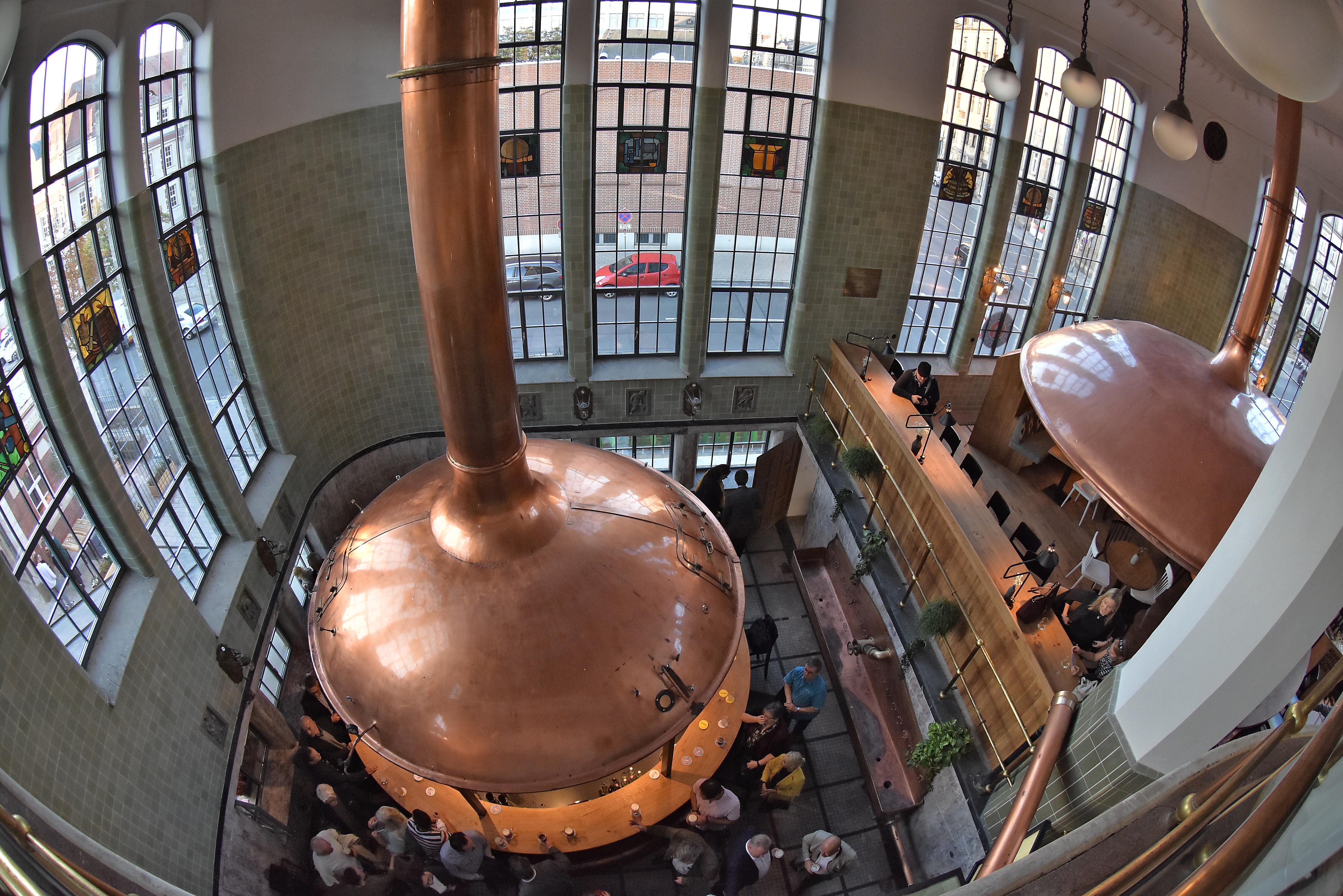Das Sudhaus der früheren Humbser-Brauerei, heute von einer Gaststätte unter dem Namen "Humbser & Freunde" genutzt. Als einziges von ganz wenigen Sudhäusern in Deutschland ist es aufwendig im Jugendstil gestaltet.