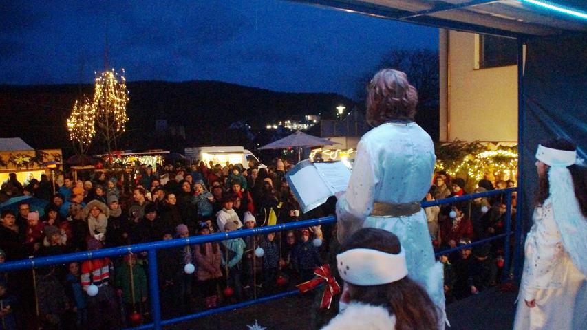 Wie Bürgermeister Andreas Truber auf Nachfrage unserer Zeitung mitteilt, fällt der Weihnachtsmarkt in Pilsach in diesem Jahr aus.