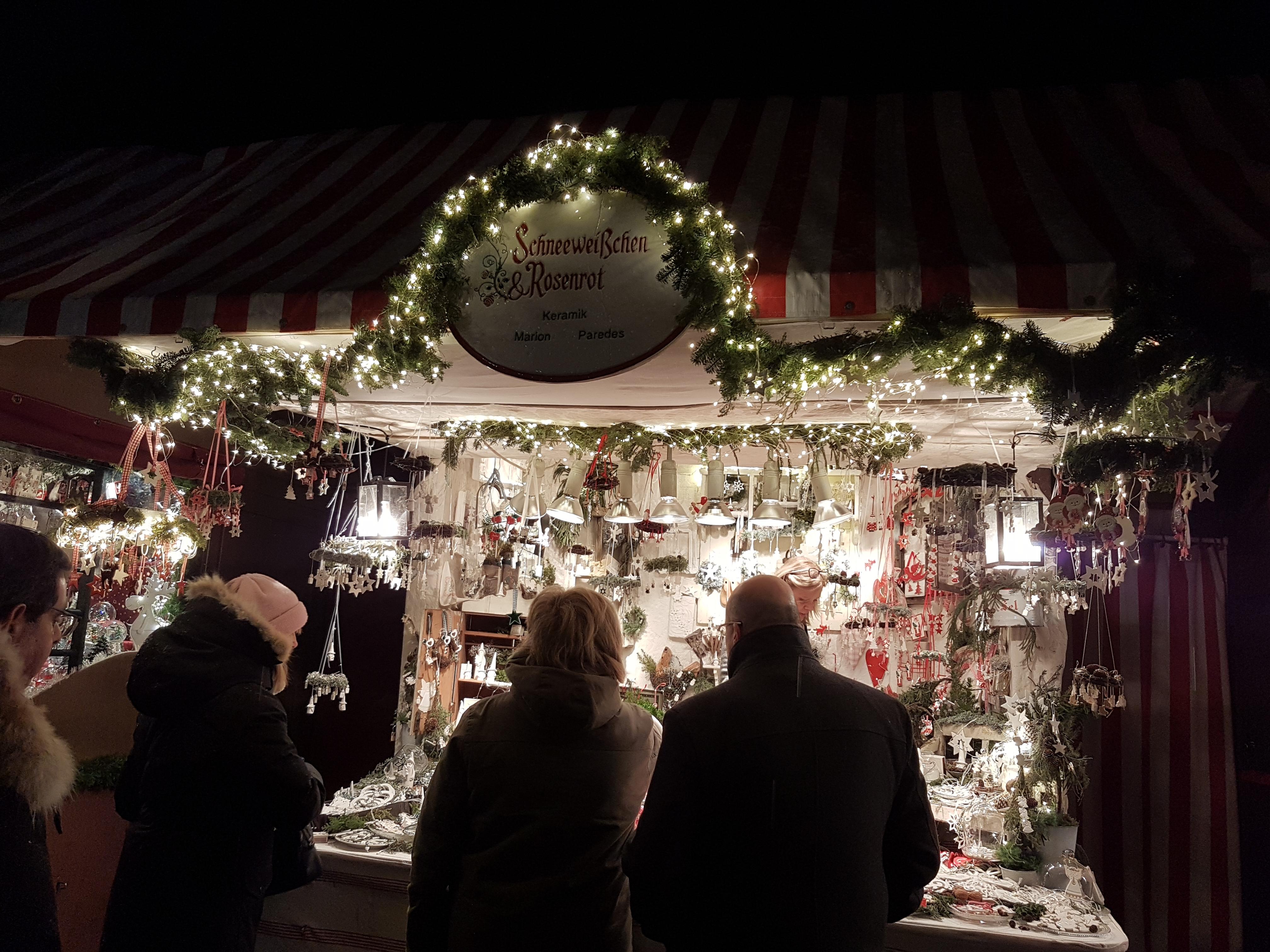 Schneeweißchen & Rosenrot