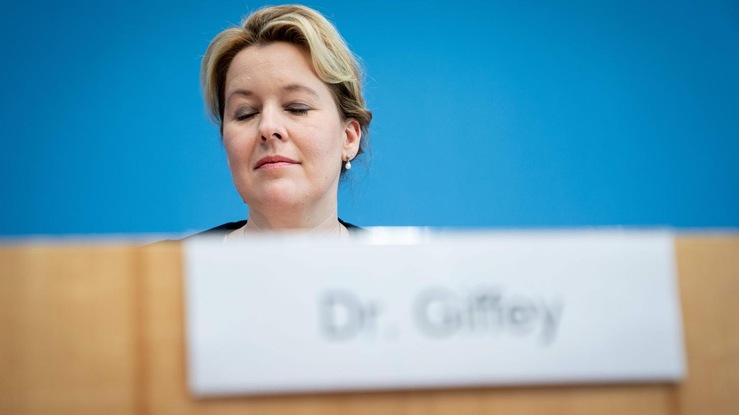 Franziska Giffey hatte erstmals Anfang 2019 mit schweren Vorwürfen im Zusammenhang mit ihrer 2010 vorgelegten Dissertation zu kämpfen.