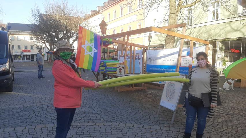 Demo unter Auflagen: Wunsiedel hält Abstand zum 