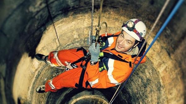 Der gebürtige Nürnberger im Brunnen der Kaiserburg 2015.