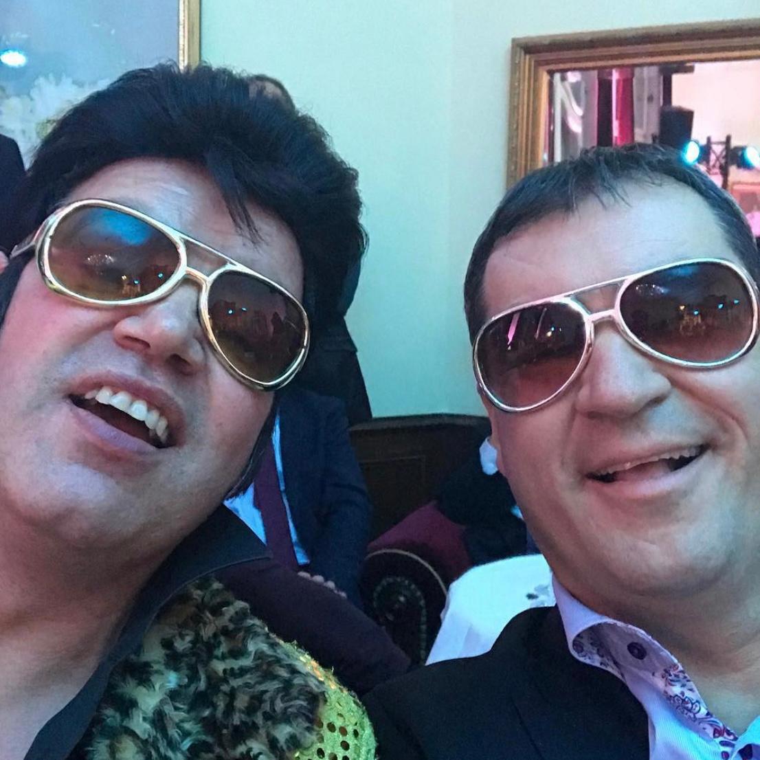 In der Bildunterschrift zu diesem Post aus dem Jahr 2017 schreibt Söder: "Elvis lebt doch… habe gestern mit ihm Jailhouse Rock gesungen."