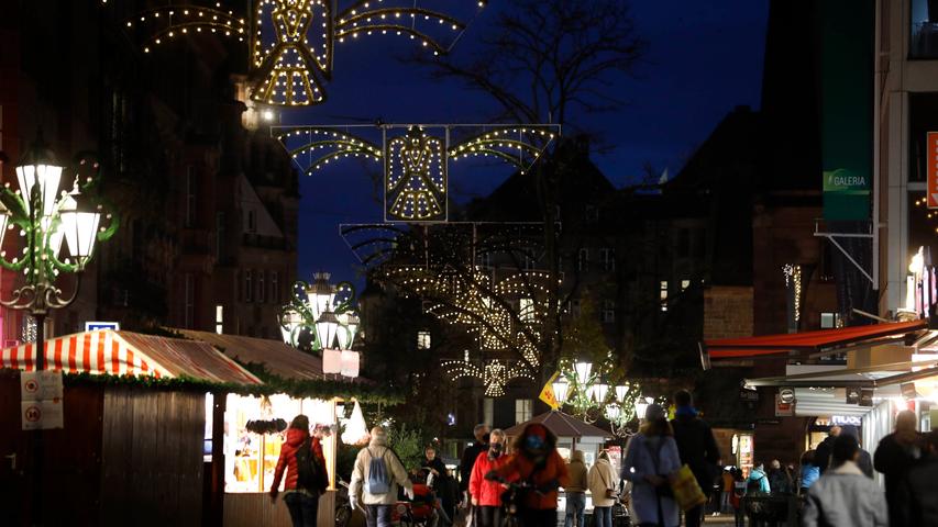Weihnachtsbeleuchtung trotz Corona: So schön erstrahlt Nürnberg