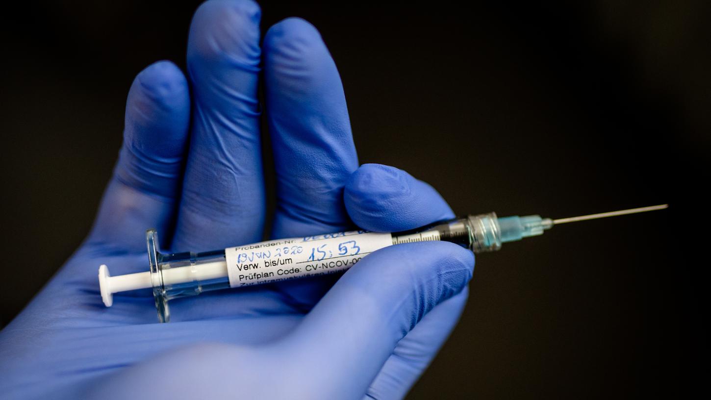 Freiwillige haben in Studien bereits Impfstoffe gegen das Virus geimpft bekommen. 