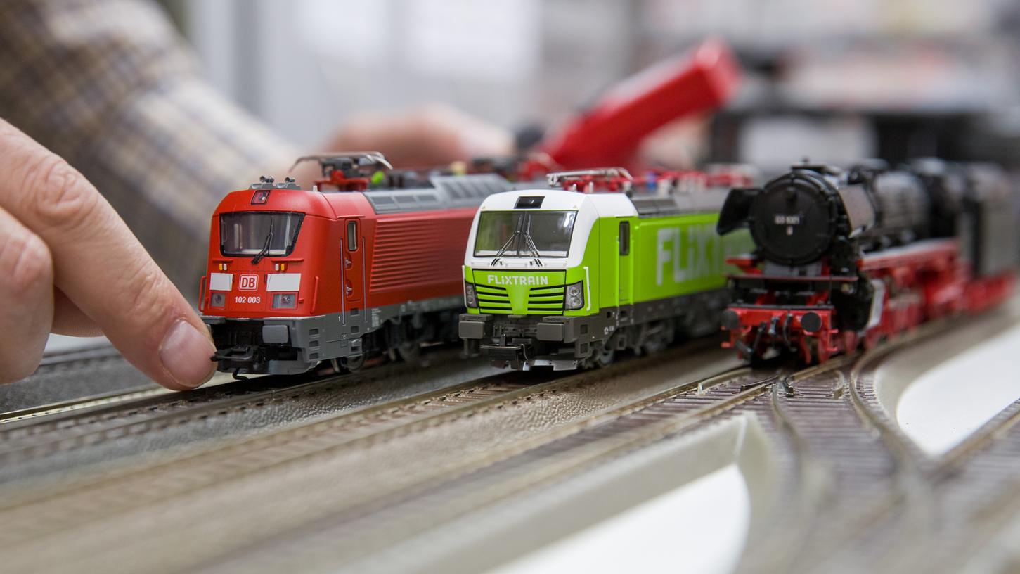 10.000 verschiedene Produkte hat das Traditionsgeschäft Eisenbahn Dörfler zu bieten, das in diesem Jahr sein 100-jähriges Bestehen feiert. 