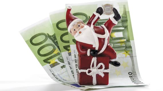 Weihnachtsgeld: Warum manche mehr zahlen als andere