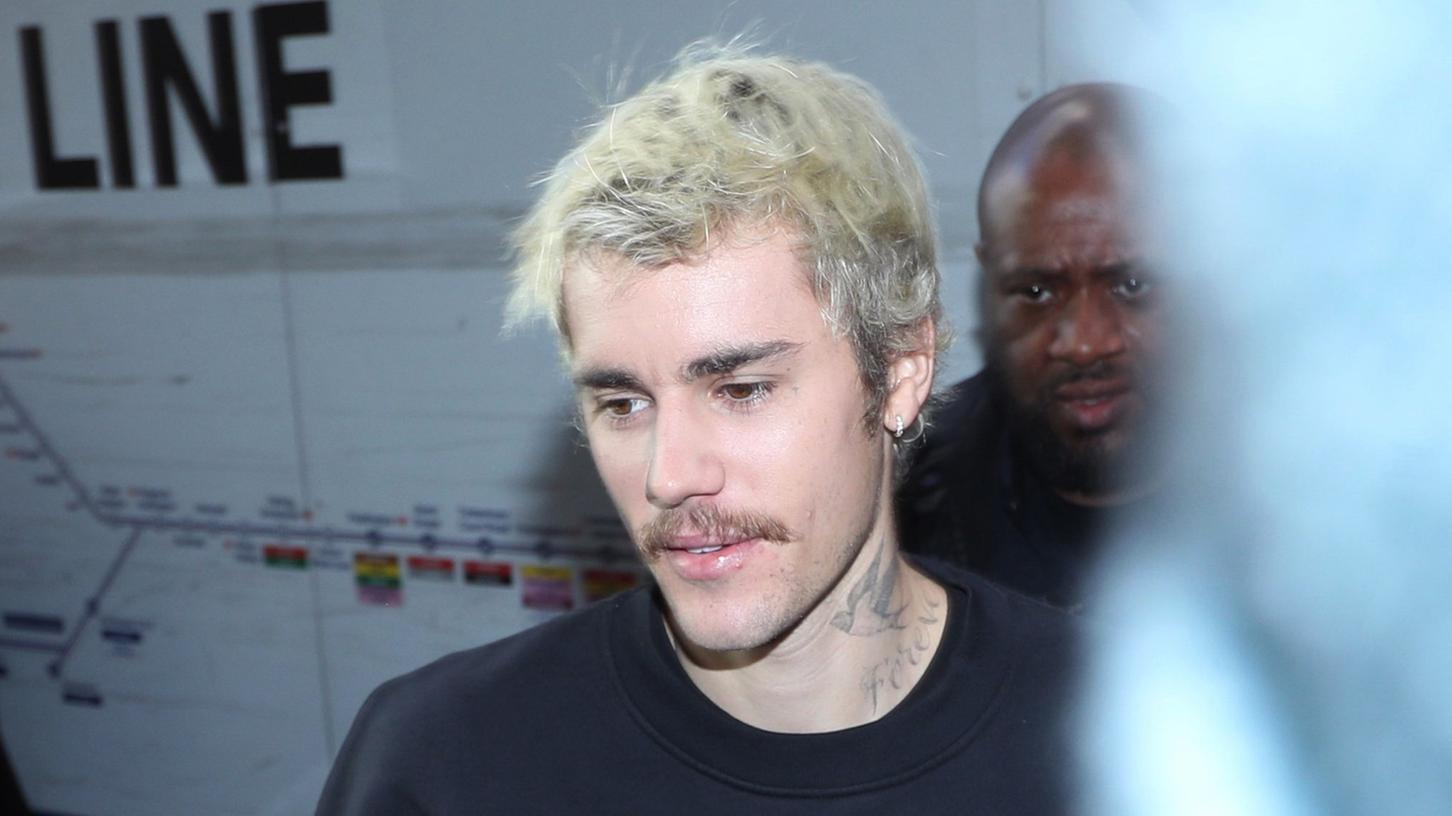  Justin Bieber, kanadischer Sänger und Popstar, kommt im Nachtclub "Tape" zur Vorstellung seines Albums «Changes» an.