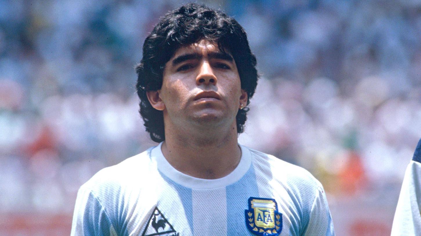 Die Welt weint um einen der größten Fußballer aller Zeiten: Diego Maradona.