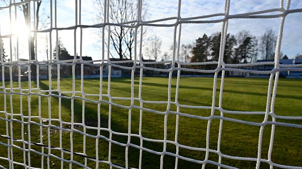 Der Sport bleibt wie erwartet mindestens bis Weihnachten im Teil-Lockdown. Die Profi-Ligen dürfen in diesem Jahr somit nicht mehr auf die Rückkehr von Zuschauern in die Stadien und Hallen hoffen. Die Partien finden weiterhin als Geisterspiele statt.