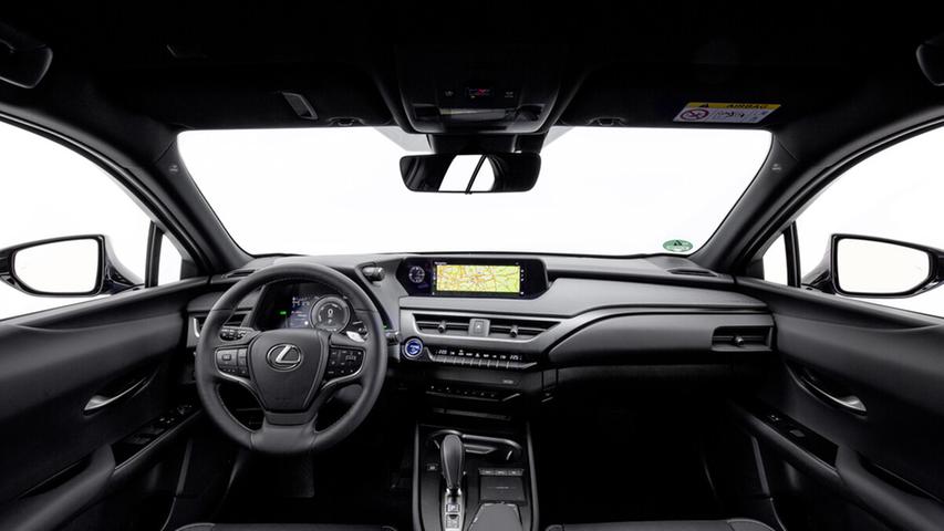 Lexus UX 300e: Am stärksten mit Strom