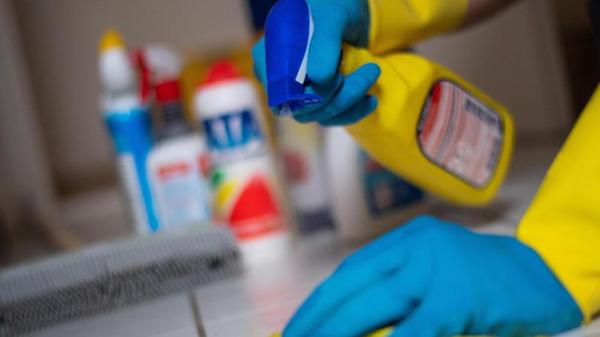 Umfrage: Mehr_Hausarbeit_durch_Corona-Pandemie_urn-newsml-dpa-com-20090101-201130-99-516174_large_4_3.jpg