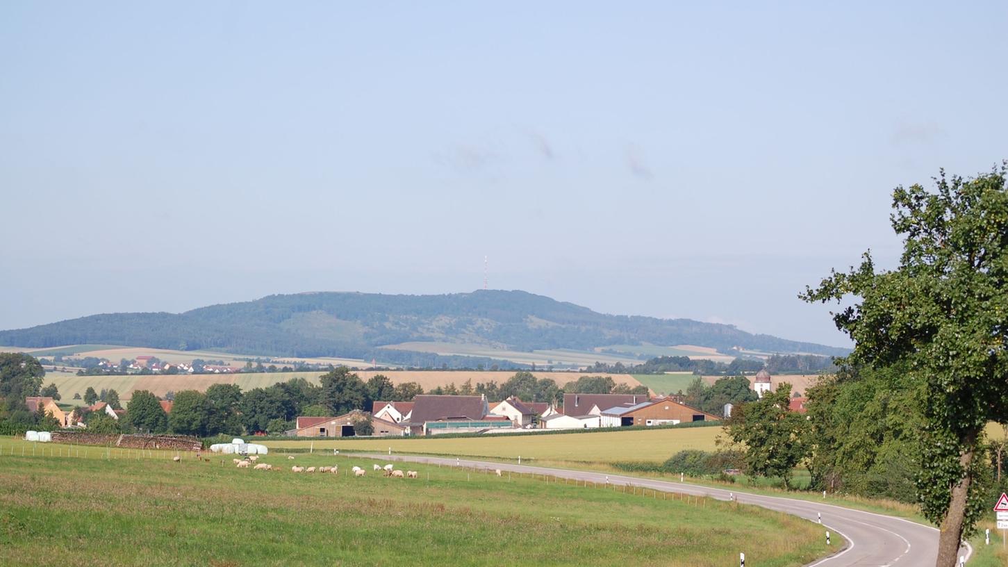 Hesselberg-Wikipedia: Aus der Region, für die Region Hesselberg-Wikipedia: Aus der Region, für die Region