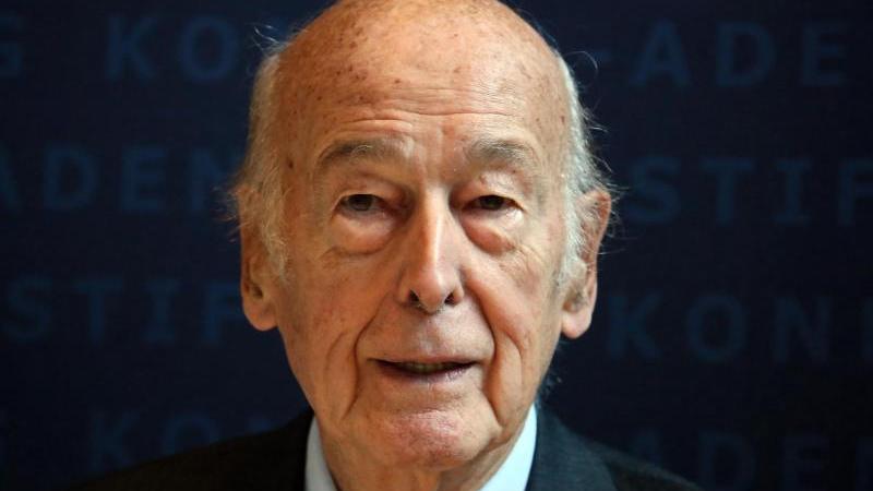 Französischer Altpräsident Giscard d'Estaing gestorben