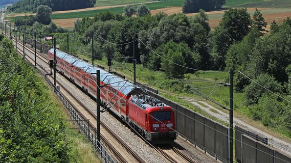 Zum Fahrplanwechsel kommen auch die neuen Fahrzeuge des tschechischen Herstellers Skoda zwischen Nürnberg und München zum Einsatz.