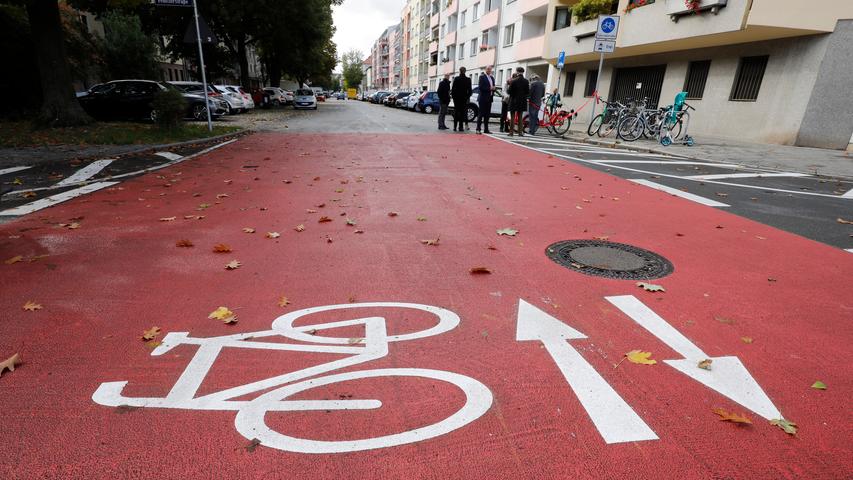 Die erste Fahrradstraße in Nürnberg wurde vor knapp über einem Jahr am Rennweg installiert.