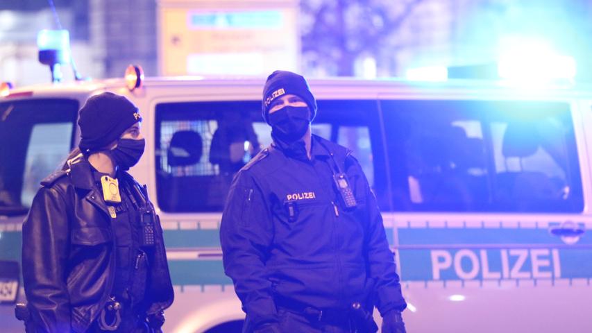 Straßensperre und Polizeieinsatz: Bombenverdacht am Hauptbahnhof