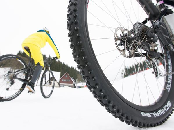 Radfahren bei Eis und Schnee